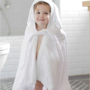  - מגבת לתינוק עם קשירה 100% כותנה – לבן