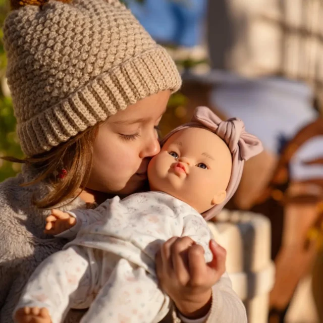 בובות מטריפות בניחוח וניל נחתו אצלנו בחנות.
הליין החדש של בובות פאולה ריינה היישר מספרד!
והאמת? אי אפשר לעמוד בפניהן...
המלצה שלנו- להוסיף להן עגלה, מנשא, בקבוק חלב וכל אקססוריז שייצור משחק דמיון מושלם 🧚‍♀️

מדרחוב זכרון יעקב המייסדים 52 חצר לייטנר
Www.nestplay.co.il